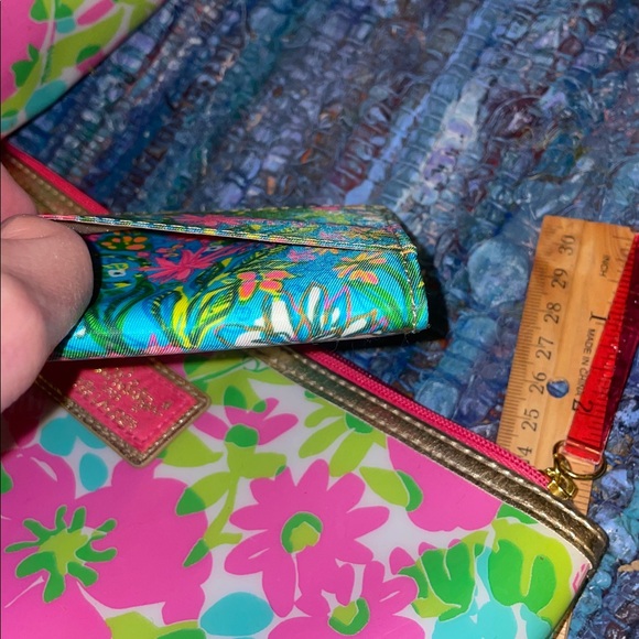 Lilly Pulitzer/Estee Lauder bundle (4 items) - Picture 10 of 14